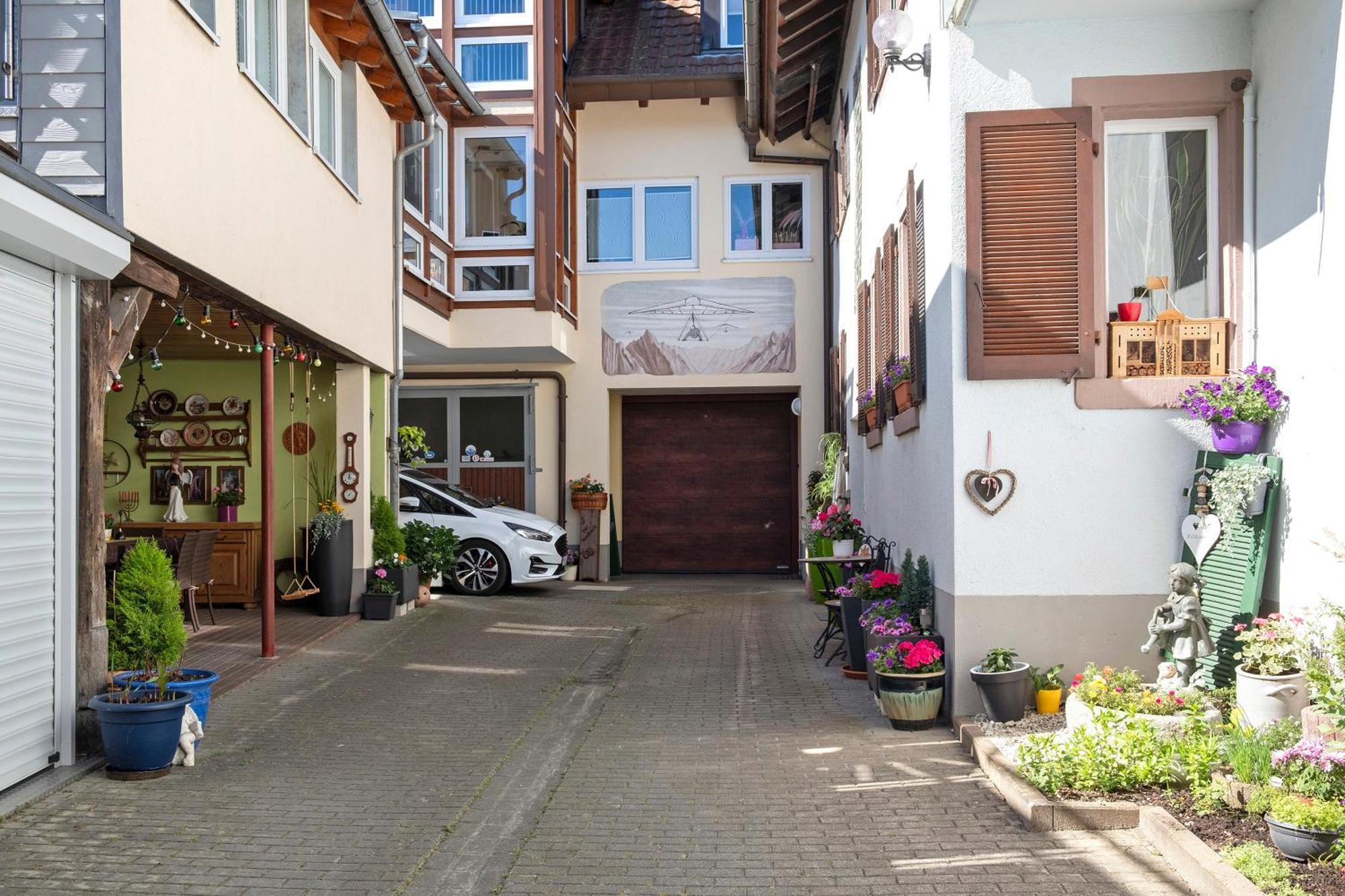 Ferienwohnung Fliegerhorst Endingen am Kaiserstuhl Eksteriør bilde