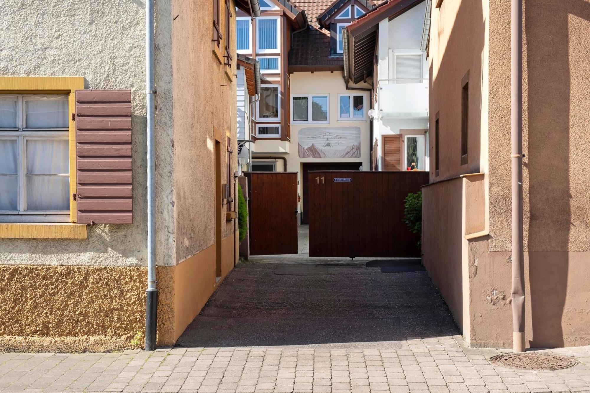 Ferienwohnung Fliegerhorst Endingen am Kaiserstuhl Eksteriør bilde
