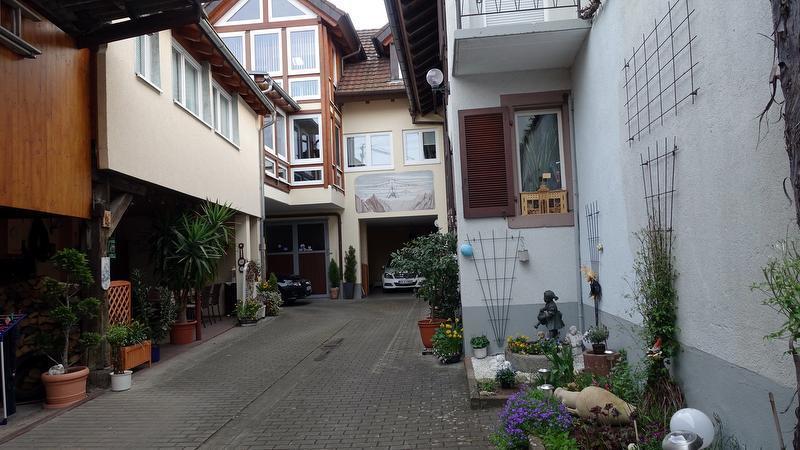 Ferienwohnung Fliegerhorst Endingen am Kaiserstuhl Eksteriør bilde